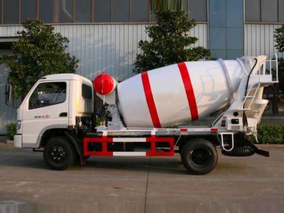 福田時代3方攪拌車 高效可靠的城市建筑運輸伙伴